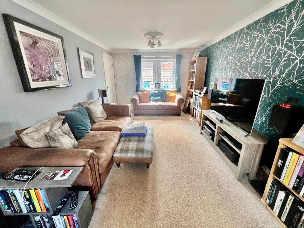 House in Desborough, North Northamptonshire - View 2