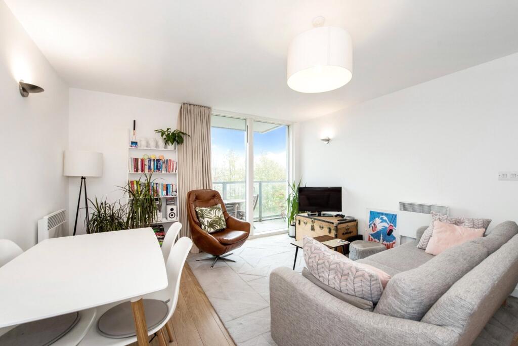 Main image of property: Chadwell Lane, Crouch End, N8