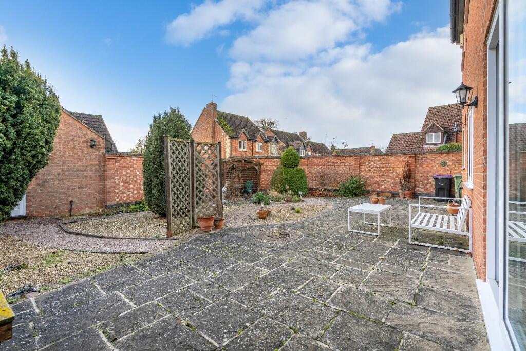 Hall Farm, Market Deeping, PE6 photo 4