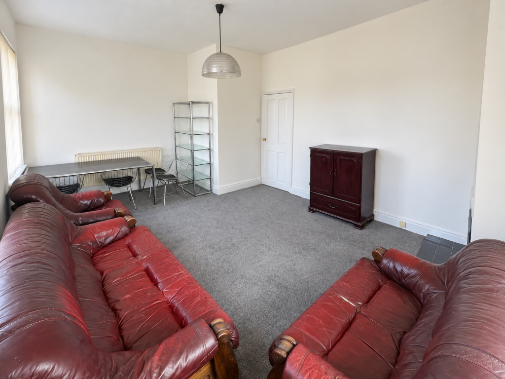 123, Percival Lane, Runcorn photo 2