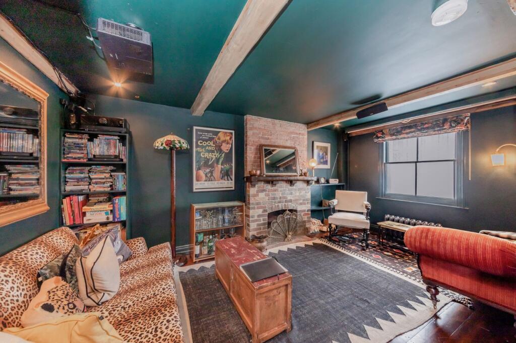 Main image of property: Western Road, Lewes, BN7