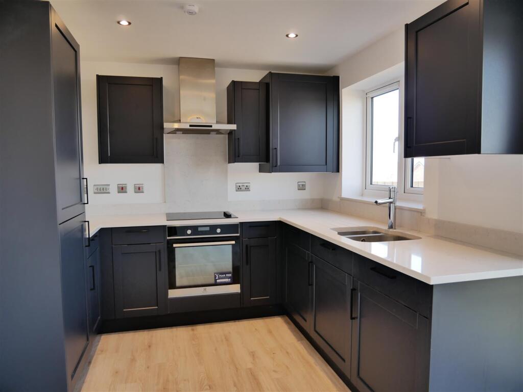 House in Swindon - View 3