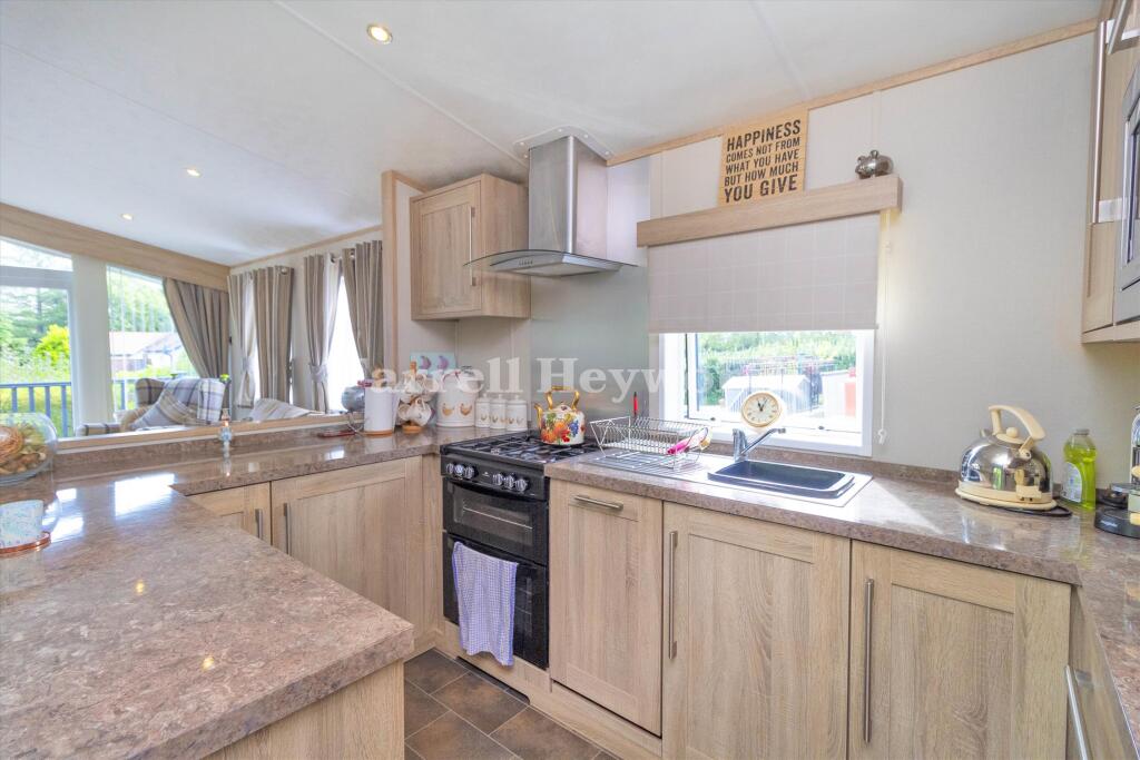 Poolfoot Lane, Singleton, Poulton Le Fylde photo 3