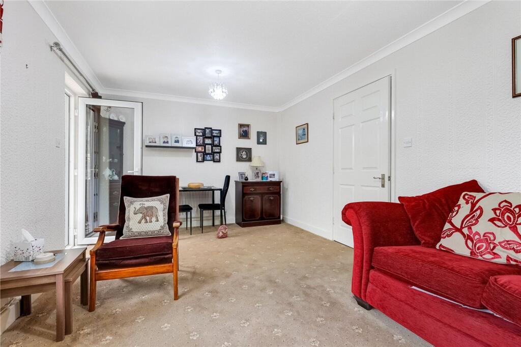House in Middlesbrough, Eagle Park, Marton - More