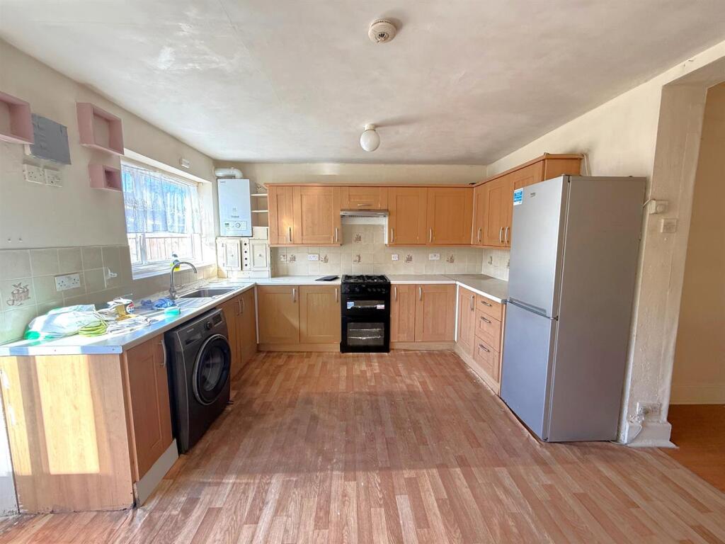 House in London - View 6