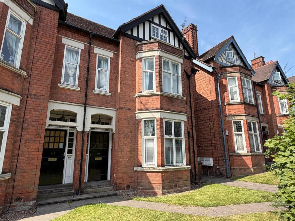 Main image of property: Tettenhall Road, Wolverhampton, WV3 9NJ