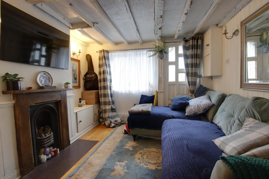 House in Fareham, Hampshire - View 3