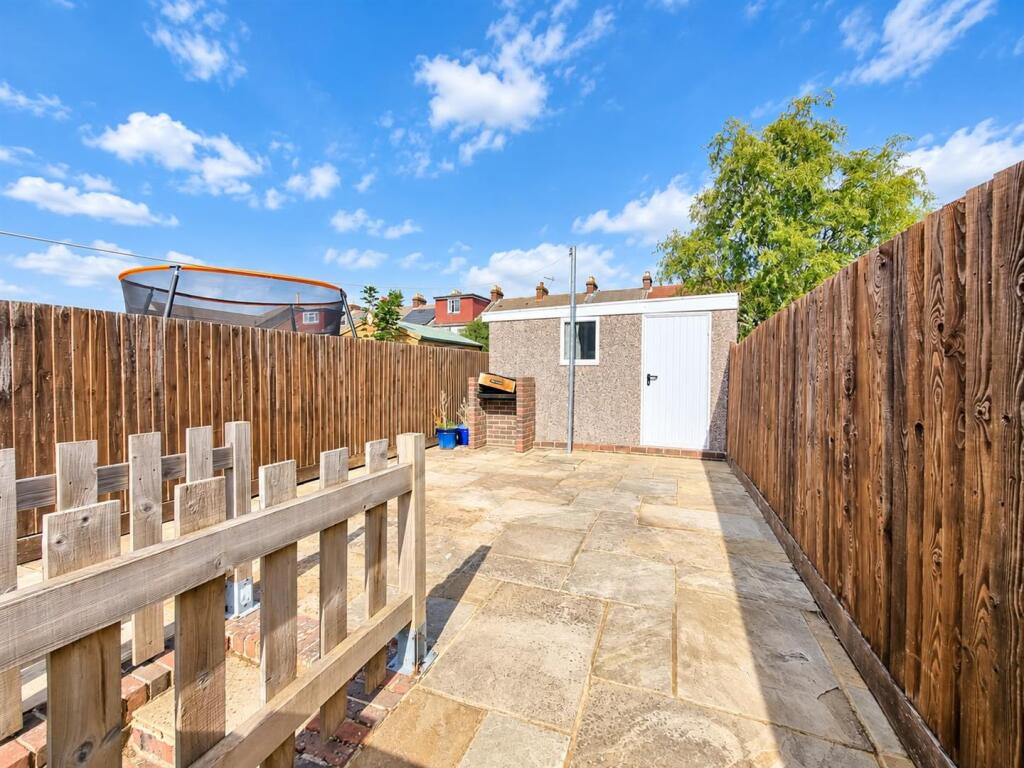 House in Portsmouth - View 4