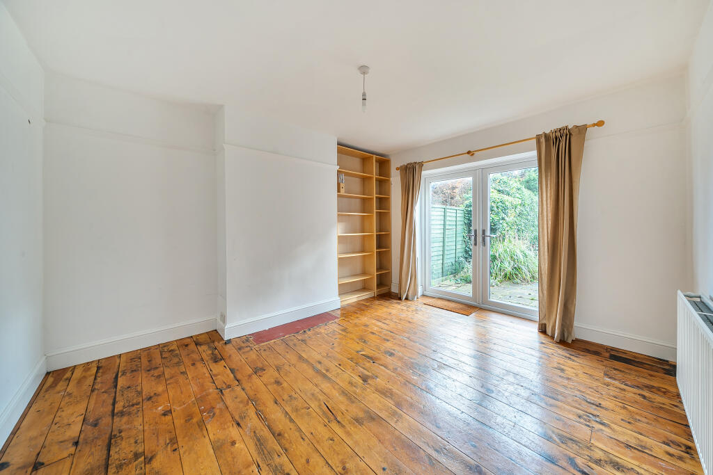 The Close, Harpenden, AL5 photo 4
