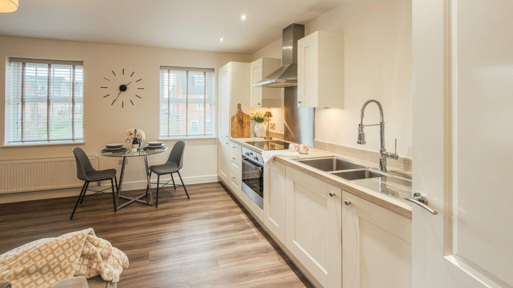 Apartment in Leeds - View 3