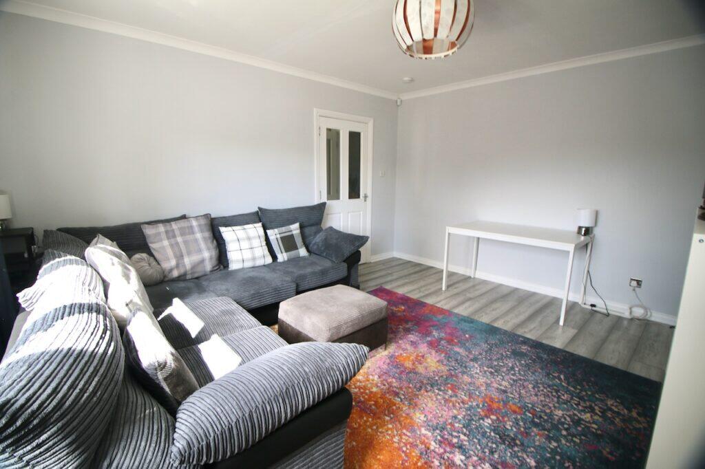 Drumvale Drive, Moodiesburn photo 4