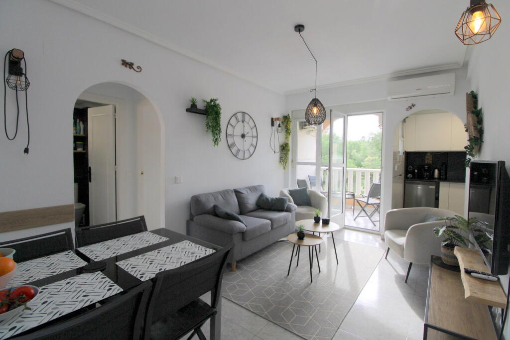 Main image of property: Valencia, Alicante, Torrevieja