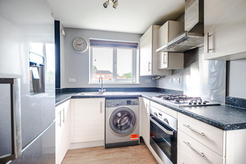 Apartment in Leeds, West Yorkshire - More