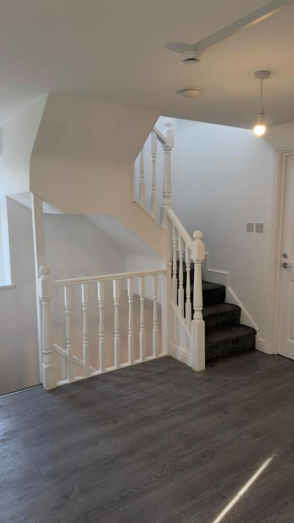House in Dudley - View 3