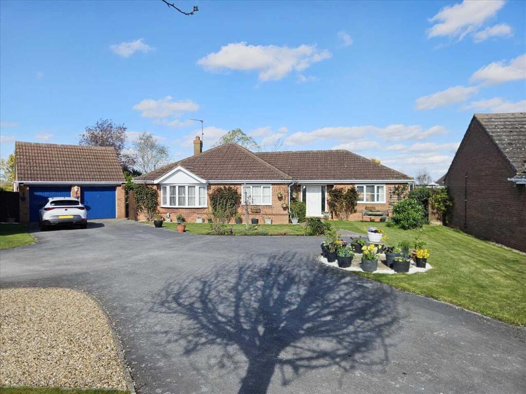 Main image of property: Kime Close, Folkingham