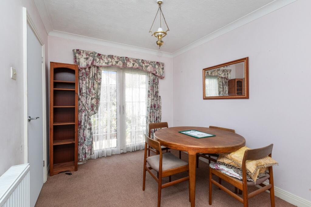 Woodview, Shoreham photo 3