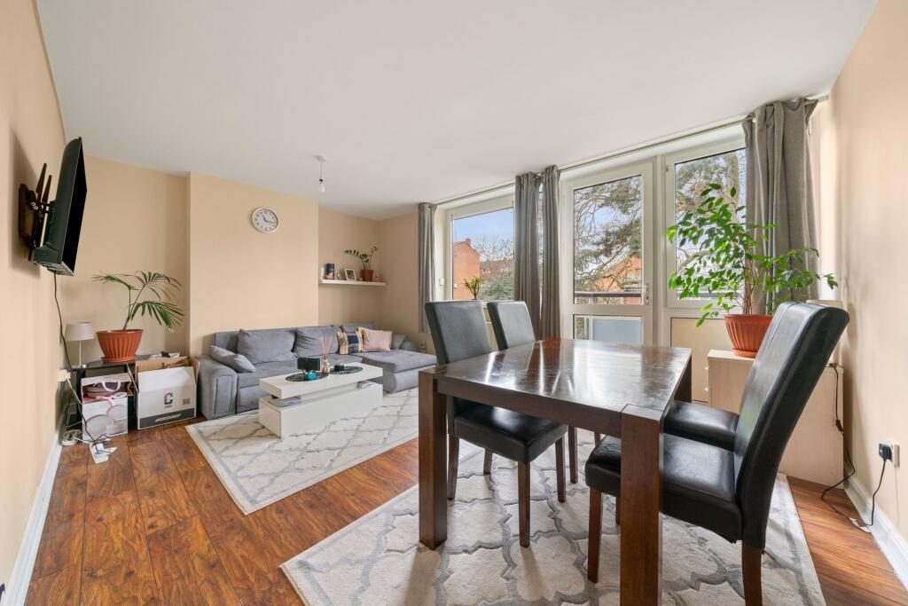 Main image of property: Farlington Place, London, SW15