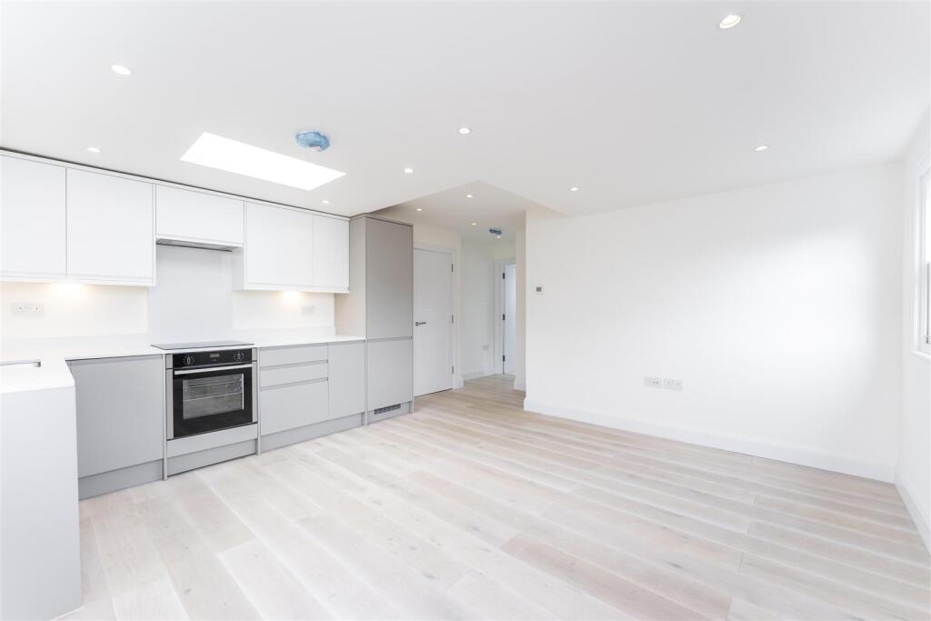Main image of property: Hamilton Road, Ealing, W5
