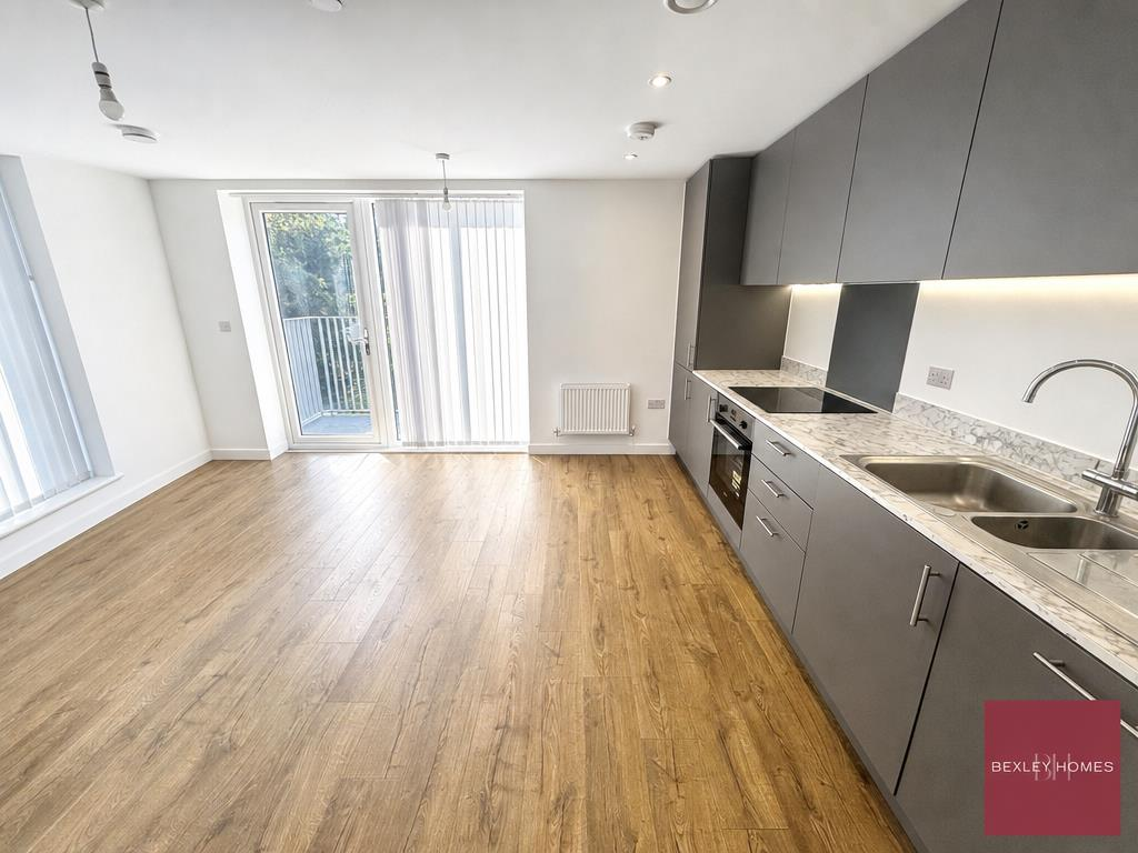 Apartment in Dartford, Stone - View 2