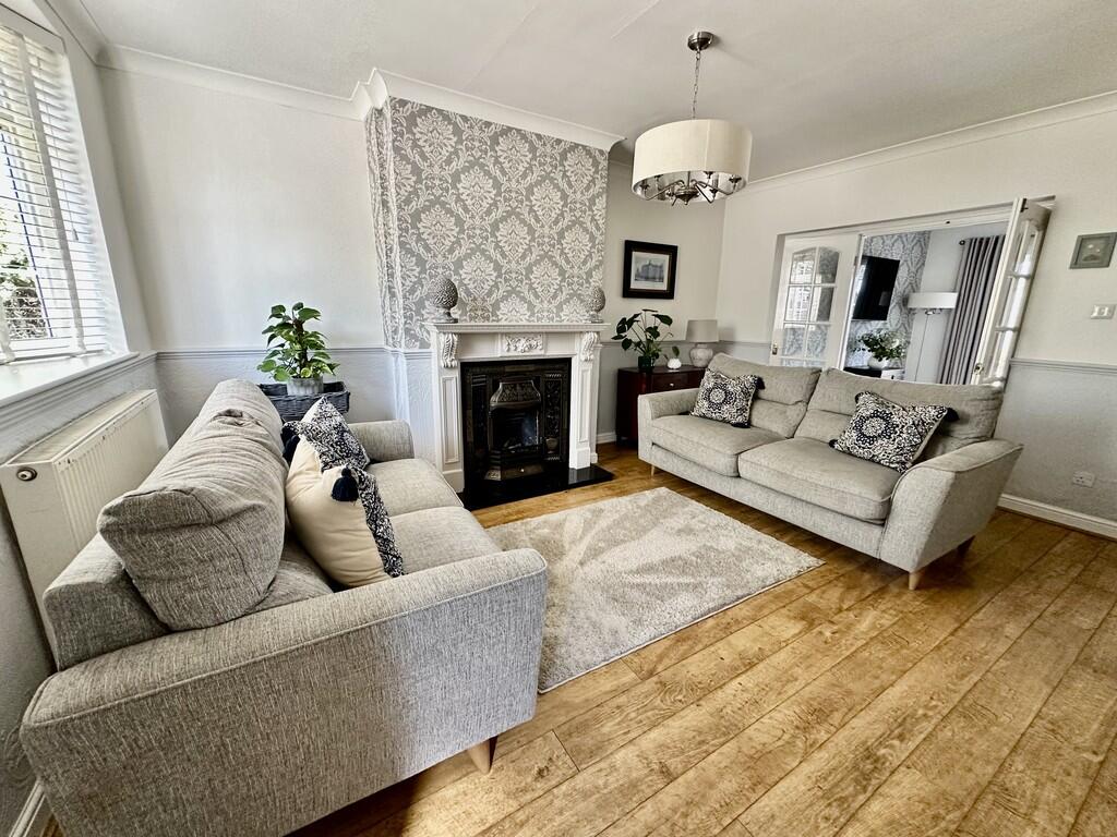 House in Doncaster, Armthorpe - View 4