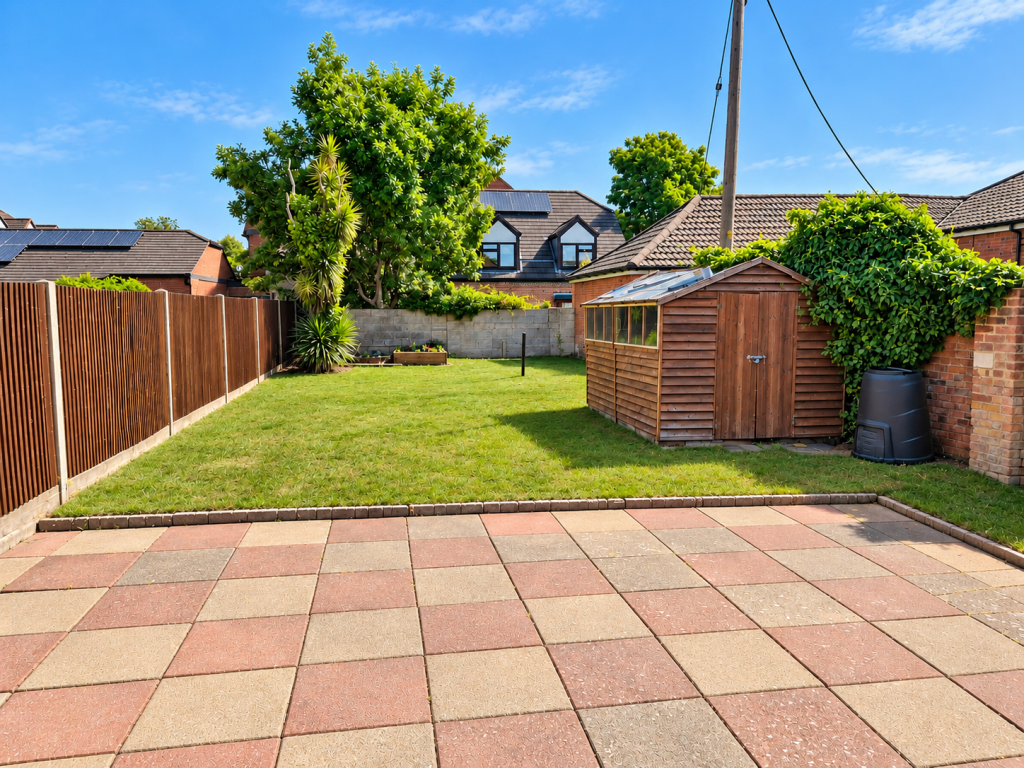 House in Southampton - More