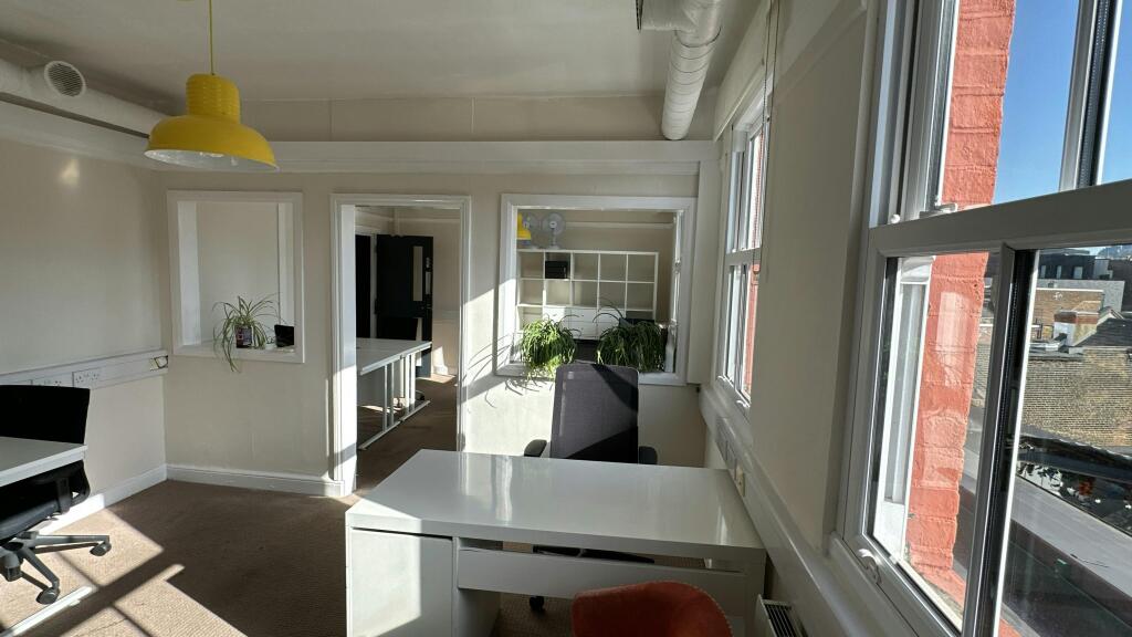257-259 Pentonville Road, London N1 9NL - internal 2.jpg