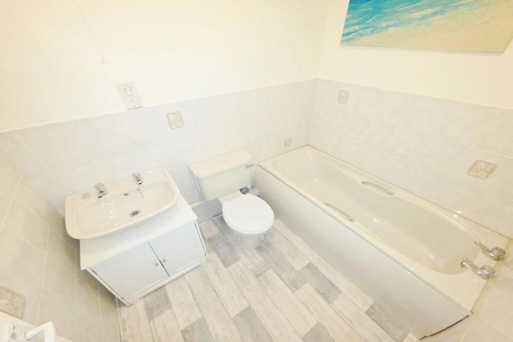 Apartment in Kilmarnock, East Ayrshire - View 4