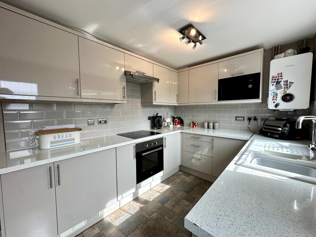 House in Walsall, Catherine Cross - View 4