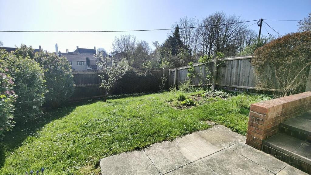 Additional image 22 of Summerfields, Henstridge, Templecombe