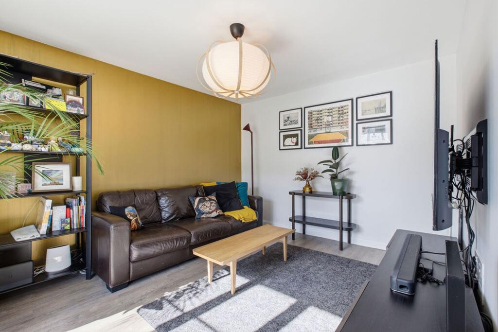 House in Paisley - View 4
