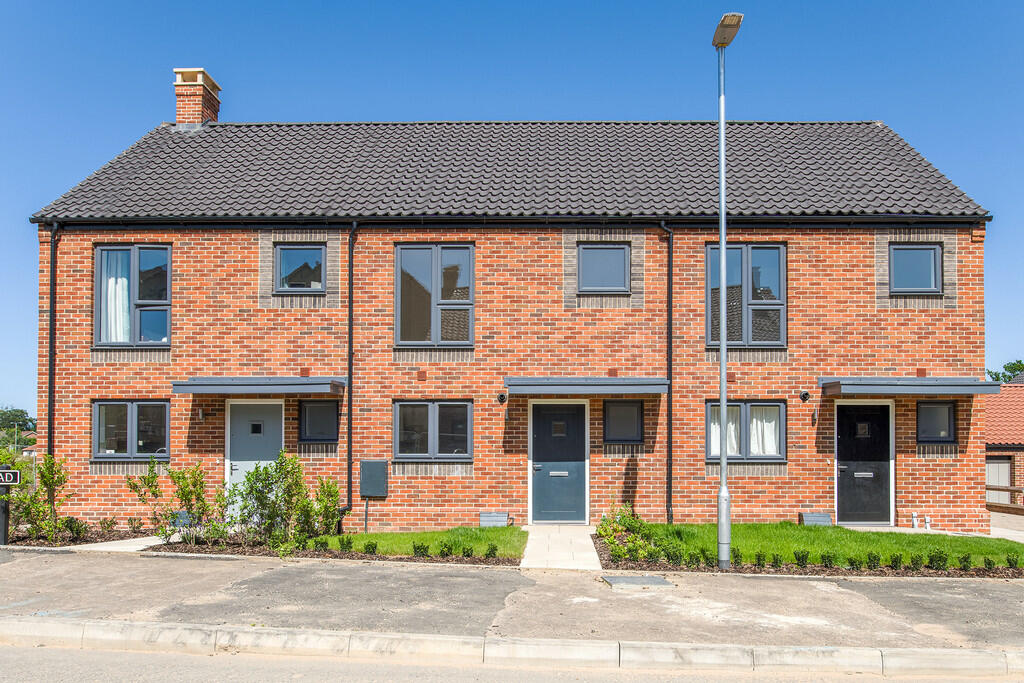2-bed semi-detached on St Giles Park, Cringleford, Norwich, £290,000
