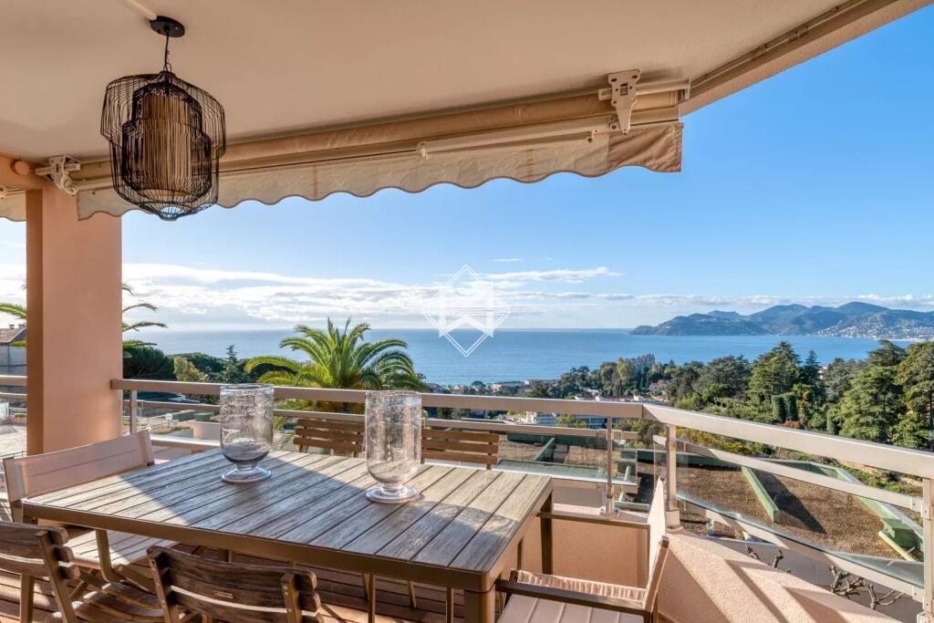 Main image of property: Provence-Alps-Cote d`Azur, Alpes-Maritimes, Cannes