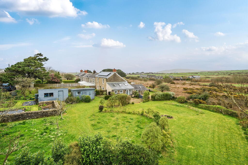 Portherras Terrace, Pendeen TR19 - View 3