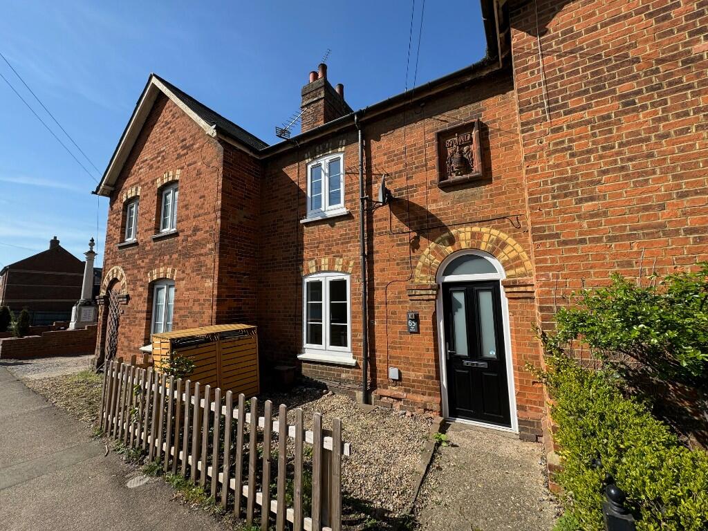 Main image of property: High Street, Henlow, Bedfordshire, SG16