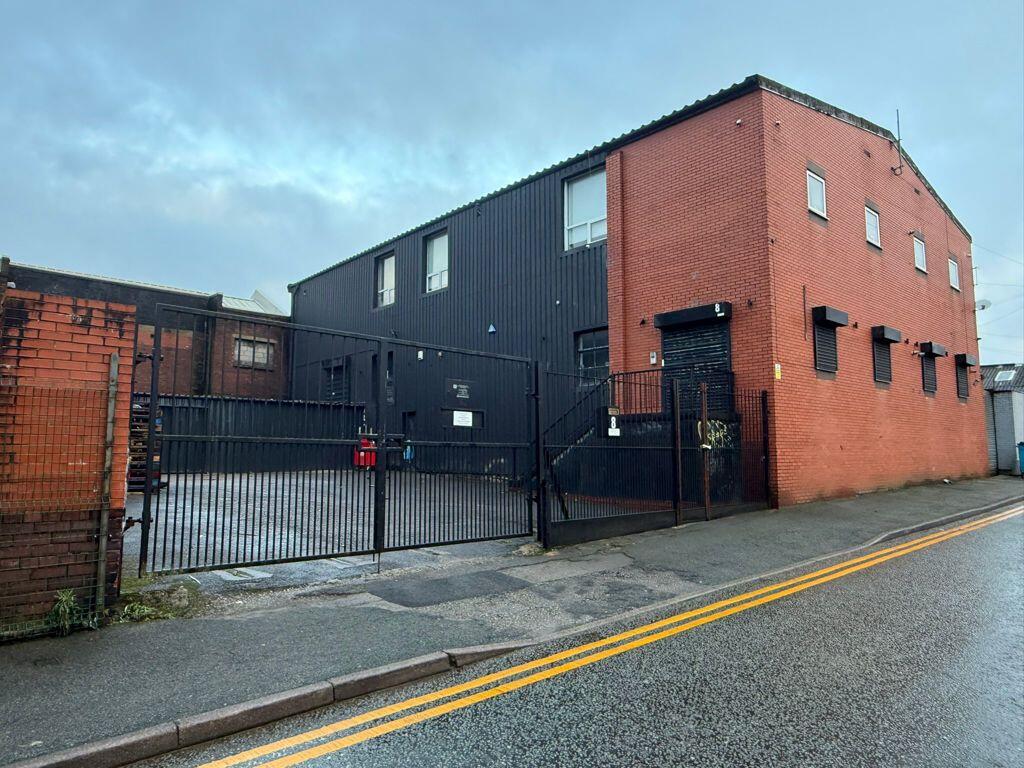 Main image of property: First Floor, 8 Saville Street, Bolton, BL2 1BY