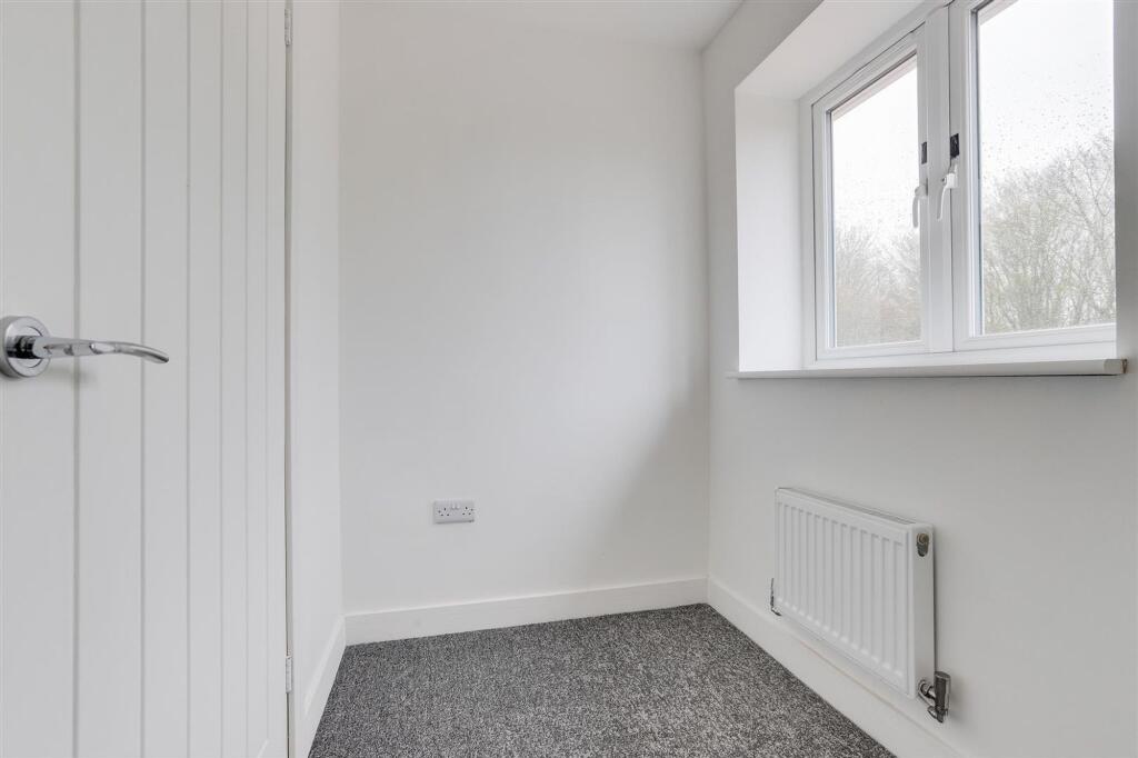 Woodfield Road, Pinxton, NG16 - More