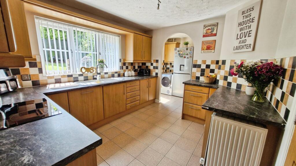 House in Dawley, Great Dawley - View 5