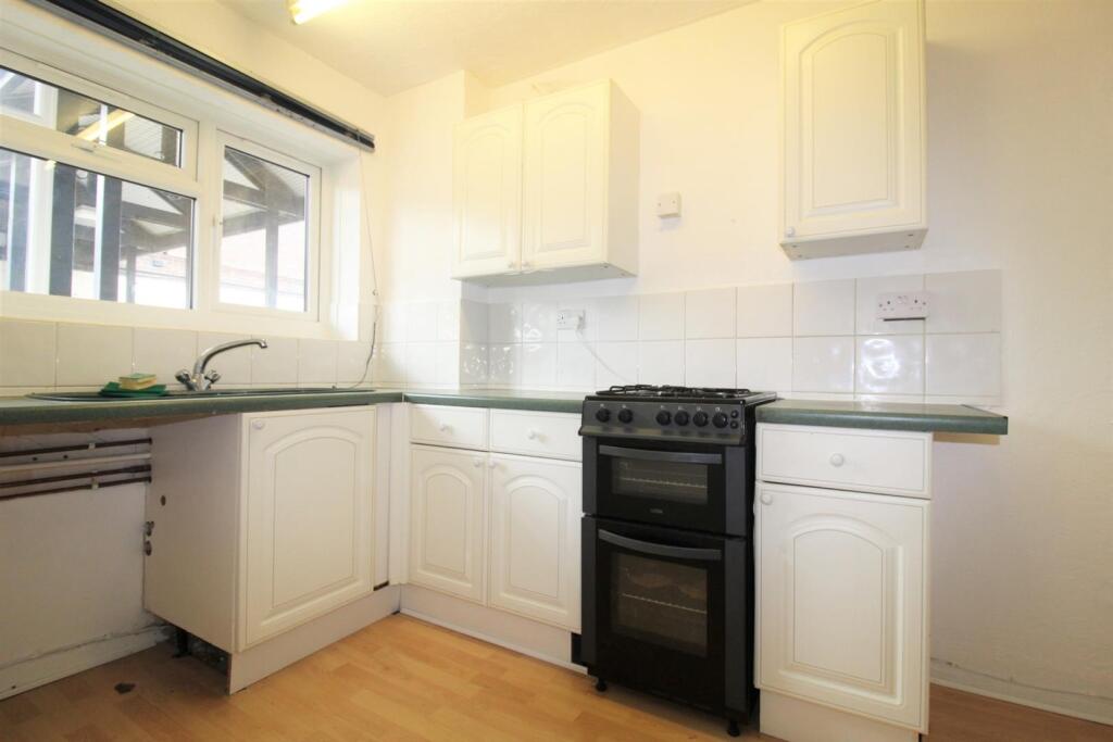 Main image of property: Rossgate, Hemel Hempstead