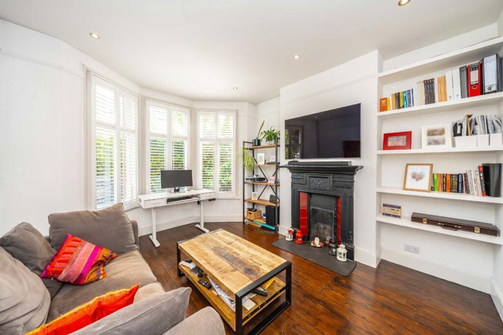 Apartment in London - View 2