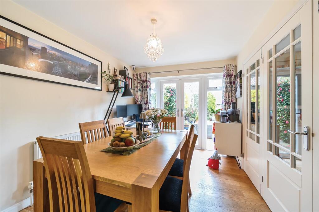 Oak End, Arundel photo 5