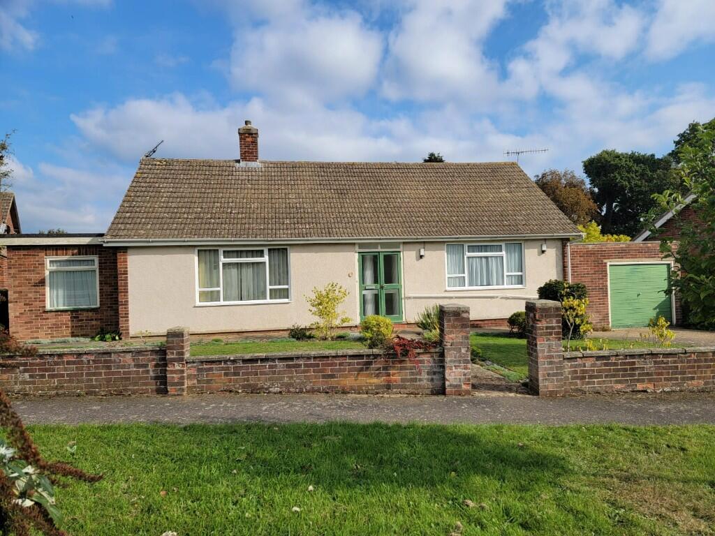 3-bed detached on Bullen Close, Bramford, Ipswich, Suffolk, IP8, £379,995