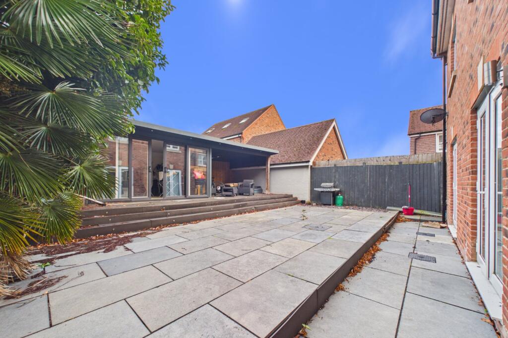 Mustard Way, Andover, Hampshire, SP11 photo 4