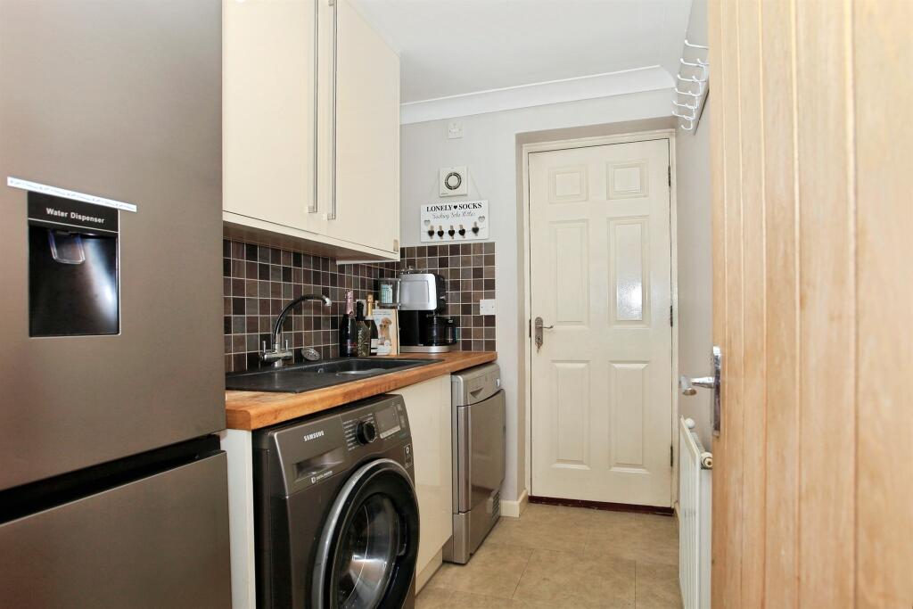 House in Newborough, City of Peterborough - View 3