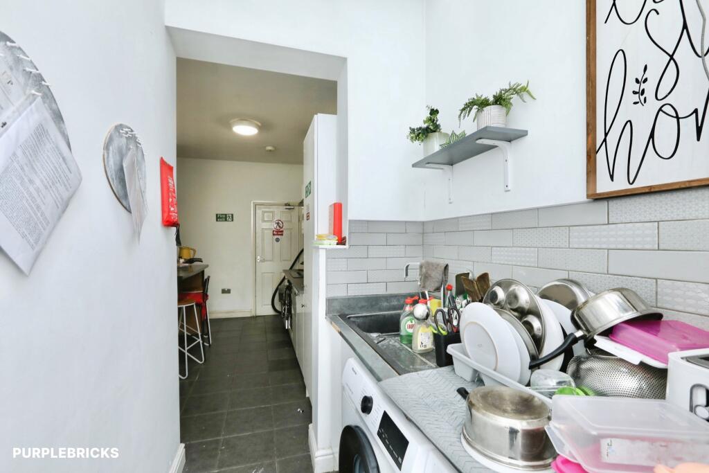 House in Doncaster, South Yorkshire - More