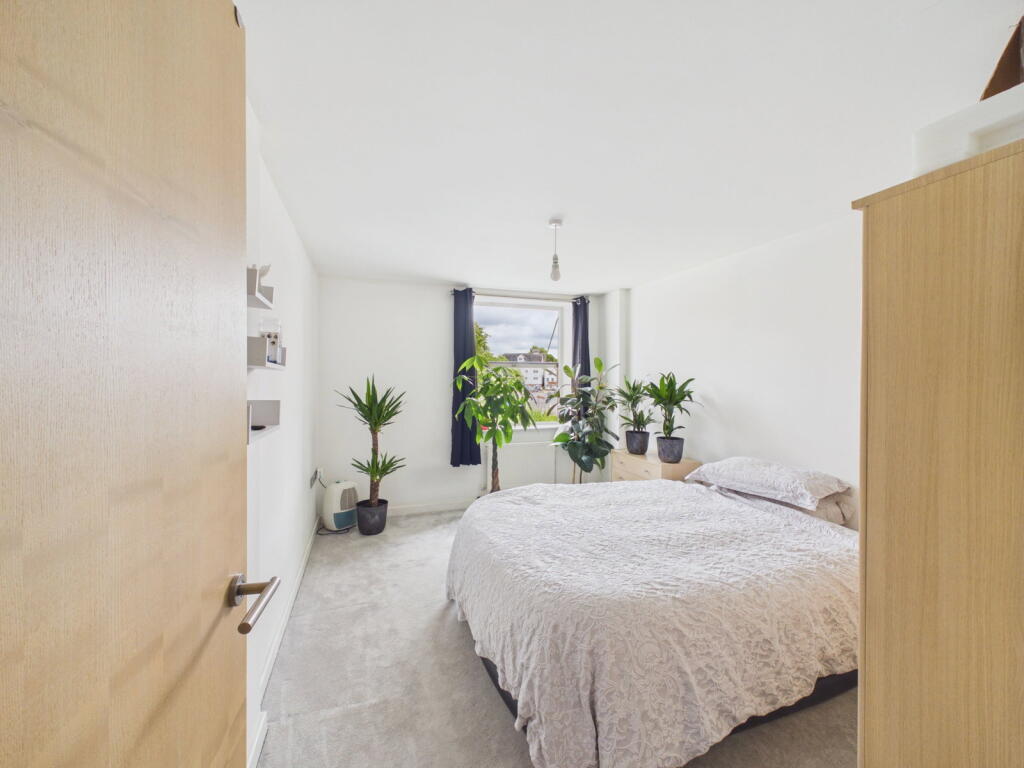 Apartment in Chelmsford - More