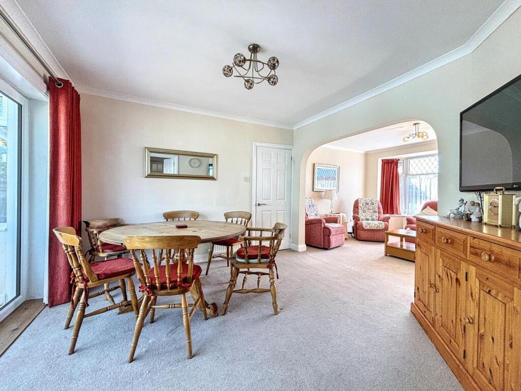 House in Tonbridge - More