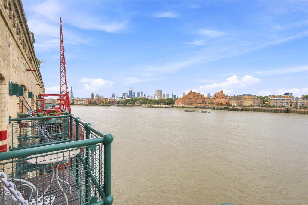 Apartment in London, Rotherhithe - View 2