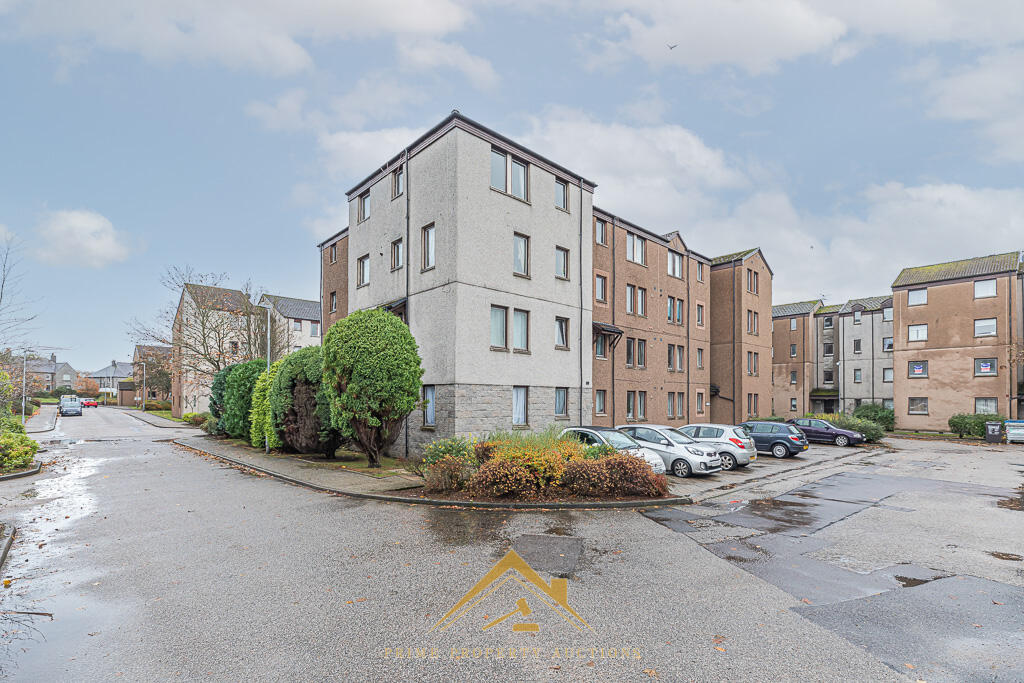 143 Headland Court. Aberdeen, AB10 7HW