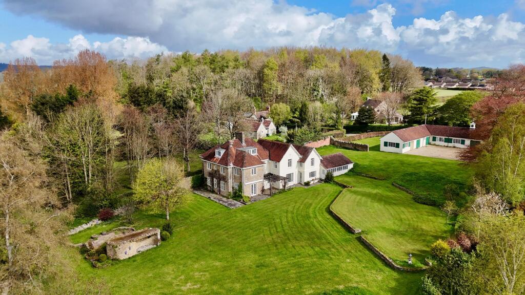 Main image of property: Kings Green, Bourton, Dorset