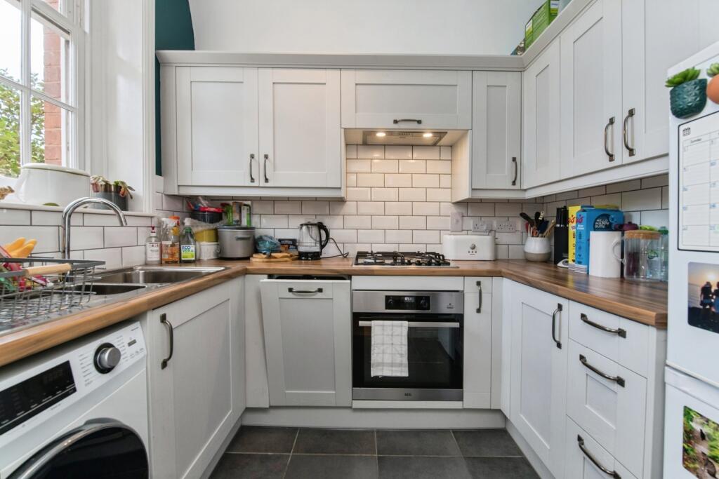 House in Exeter - View 2